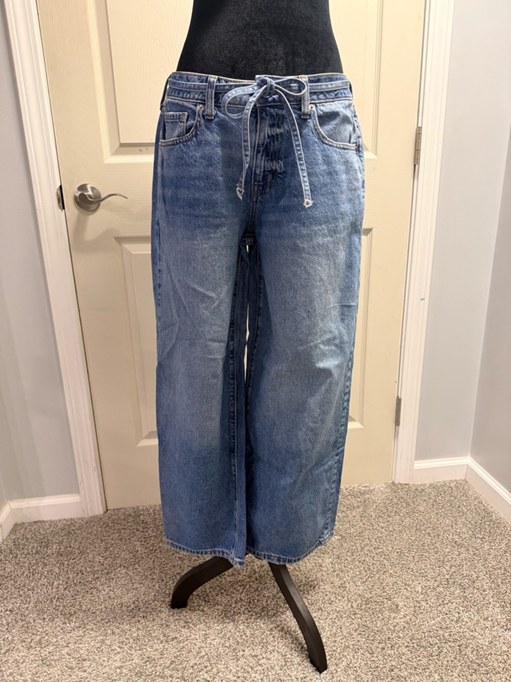 Wild Fable Women’s Baggy Light Blue Wide Leg Jeans